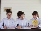 八队掀起学习贯彻十八大精神热潮